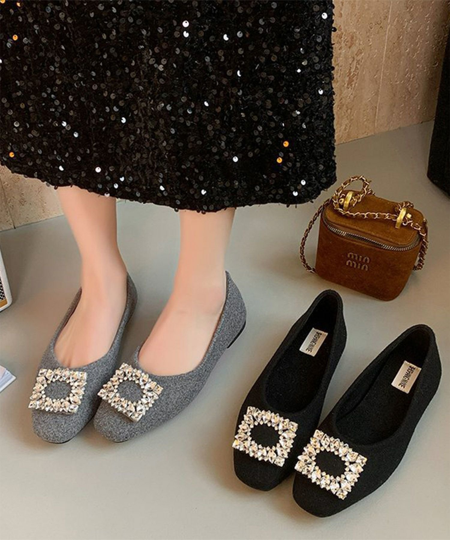 【ロワ/LOWO】のビジューモチーフラウンドトゥフラットパンプス 人気、トレンドファッション・服の通販 founy(ファニー) 　ファッション　Fashion　レディースファッション　Fashion for Women　新作・新入荷　New Arrivals / New In　プチプライス・低価格　Affordable / Budget Price　 other-1|ID: prp329100004774705 ipo3291000000034607187