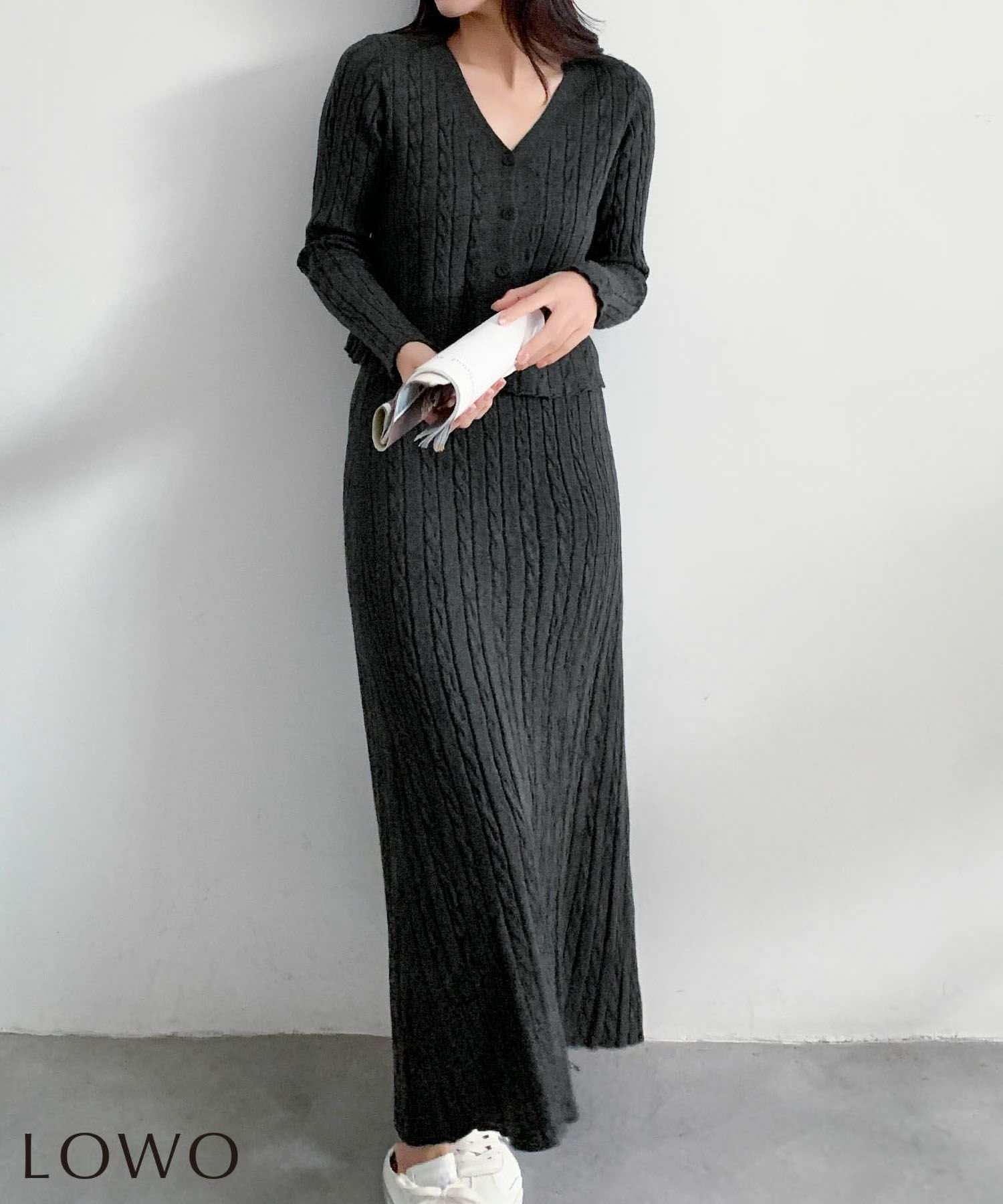 【ロワ/LOWO】のVネックカーディガン&ロングスカートニットアップ 人気、トレンドファッション・服の通販 founy(ファニー) 　ファッション　Fashion　レディースファッション　Fashion for Women　セットアップ　Matching Sets　スカート・ミニ/ミディ/マキシ　Skirts / Mini, Midi & Maxi Skirts　スカート　Skirts　ロングスカート　Long Skirts / Maxi & Midi Skirts　新作・新入荷　New Arrivals / New In　カーディガン　Cardigan, Knitwear　プチプライス・低価格　Affordable / Budget Price　 other-1|ID: prp329100004797521 ipo3291000000034808468