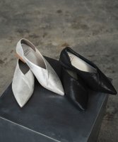 【ガール/GIRL】のフェイクレザーポインテッドトゥフラットパンプス 人気、トレンドファッション・服の通販 founy(ファニー) ファッション Fashion レディースファッション Fashion for Women 新作・新入荷 New Arrivals / New In プチプライス・低価格 Affordable / Budget Price |ID:prp329100004801586