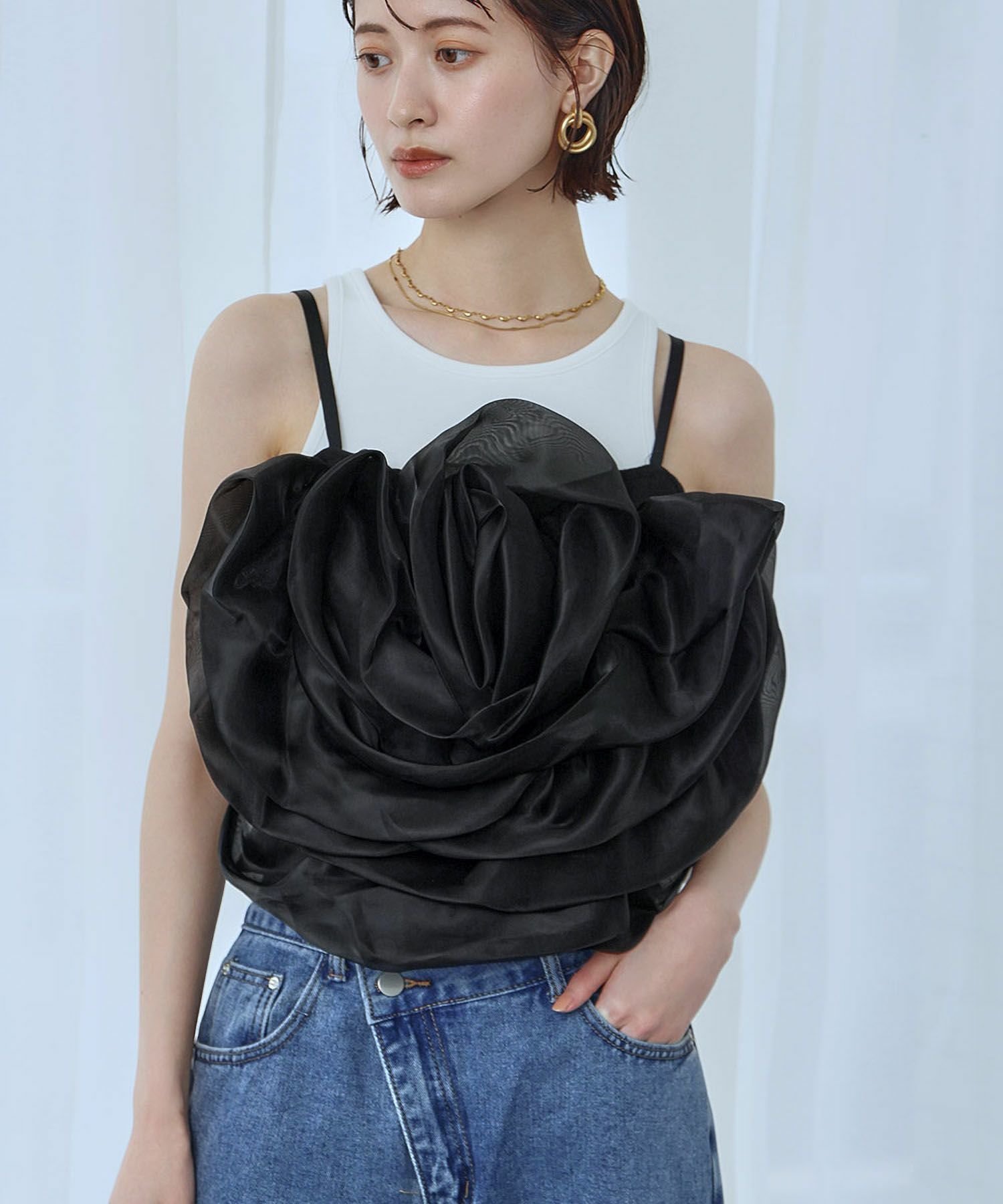 【アンピルーラ/Ampirula】のオーガンジーローズキャミビスチェ 人気、トレンドファッション・服の通販 founy(ファニー) 　ファッション　Fashion　レディースファッション　Fashion for Women　トップス・カットソー　Cut & Sew Tops　キャミソール&ノースリーブ　Camisoles & Sleeveless Tops　ビスチェ　Bustiers & Corset Tops / Layered Bustier Style　新作・新入荷　New Arrivals / New In　プチプライス・低価格　Affordable / Budget Price　 other-1|ID: prp329100004801606 ipo3291000000035503168