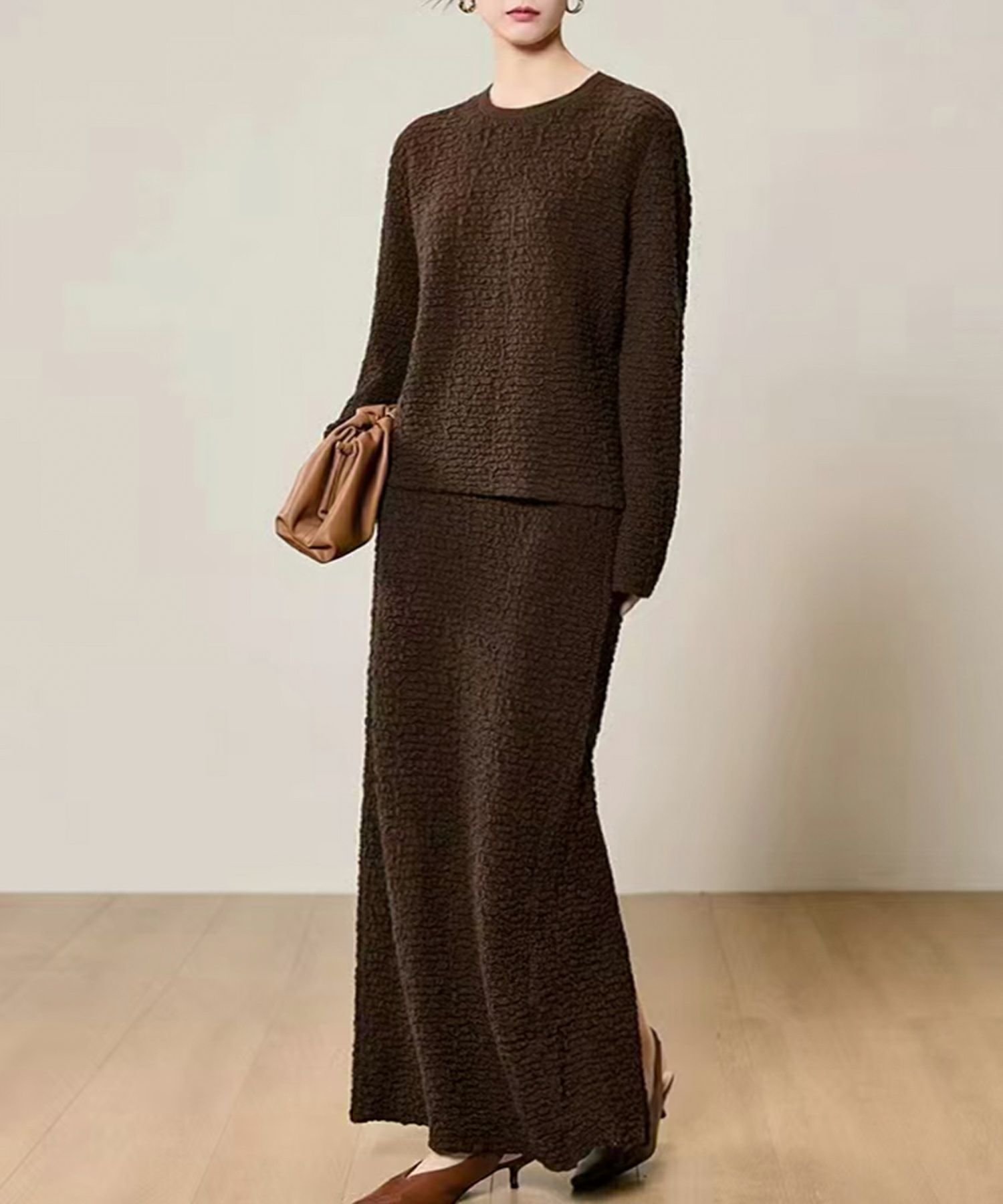 【アンピルーラ/Ampirula】の【2025AW】エンボス柄ニットプルオーバー&タイトスカートセットアップ 人気、トレンドファッション・服の通販 founy(ファニー) 　ファッション　Fashion　レディースファッション　Fashion for Women　セットアップ　Matching Sets　スカート・ミニ/ミディ/マキシ　Skirts / Mini, Midi & Maxi Skirts　新作・新入荷　New Arrivals / New In　2025年　2025　2025-2026秋冬・A/W　Autumn/Winter 2025–26 AW25–26　プチプライス・低価格　Affordable / Budget Price　 other-1|ID: prp329100004828237 ipo3291000000035137928