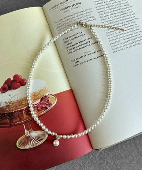 【ガール/GIRL】 パール×ラインストーンシンプルネックレス人気、トレンドファッション・服の通販 founy(ファニー) ファッション Fashion レディースファッション Fashion for Women ジュエリー Jewelry ネックレス Necklaces & Pendants 新作・新入荷 New Arrivals / New In パール Pearl, Pearl Accent プチプライス・低価格 Affordable / Budget Price |ID:prp329100004856254