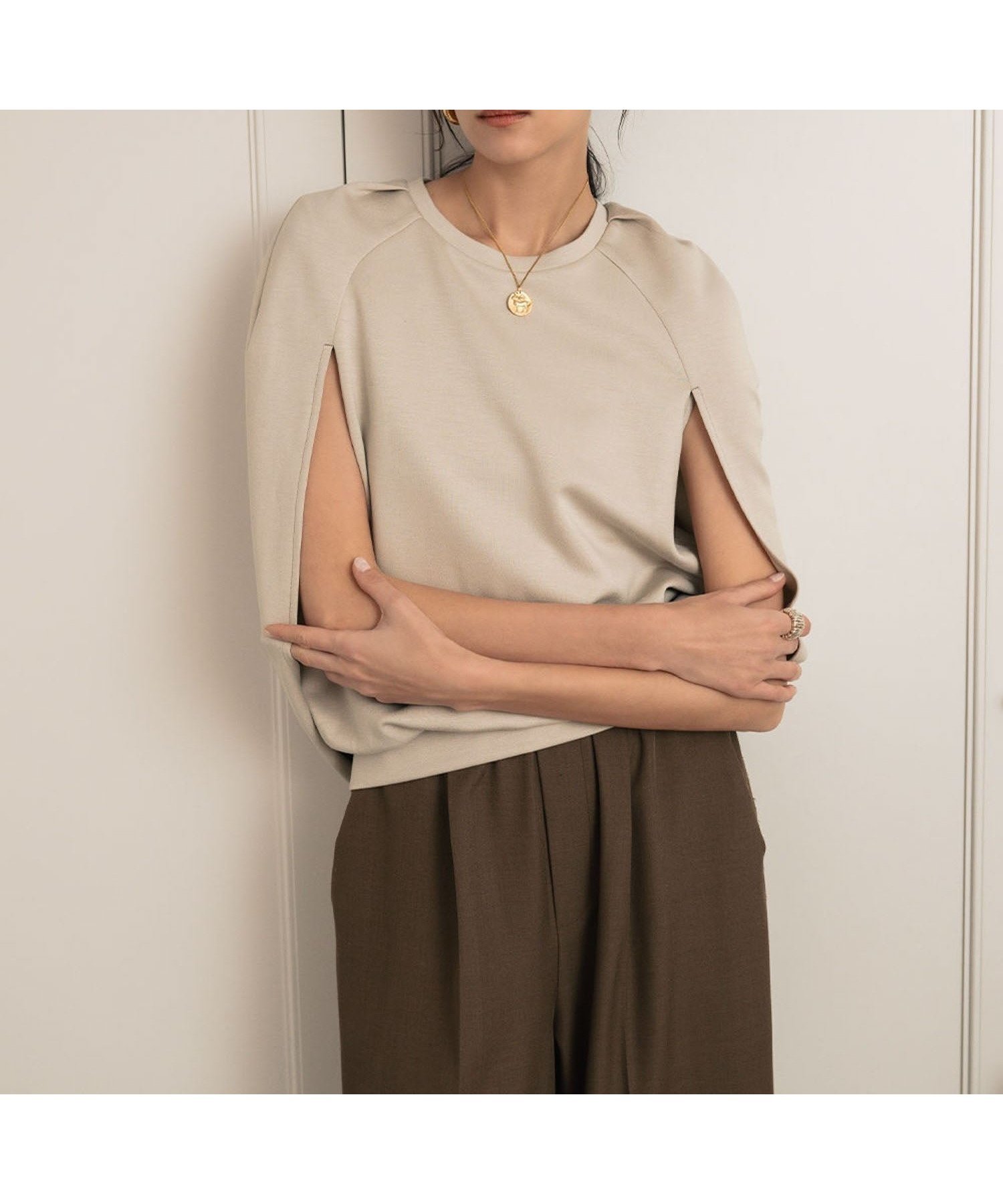 【エルフランク/ELFRANK】の【2026SS】ケープスリーブデザインプルオーバー Washable 人気、トレンドファッション・服の通販 founy(ファニー) 　ファッション　Fashion　レディースファッション　Fashion for Women　トップス・カットソー　Cut & Sew Tops　カジュアルプルオーバー・ニットトップス　Pullovers & Knit Tops / Casual Pullovers　新作・新入荷　New Arrivals / New In　2026年　2026　プチプライス・低価格　Affordable / Budget Price　 other-1|ID: prp329100004864648 ipo3291000000036205785