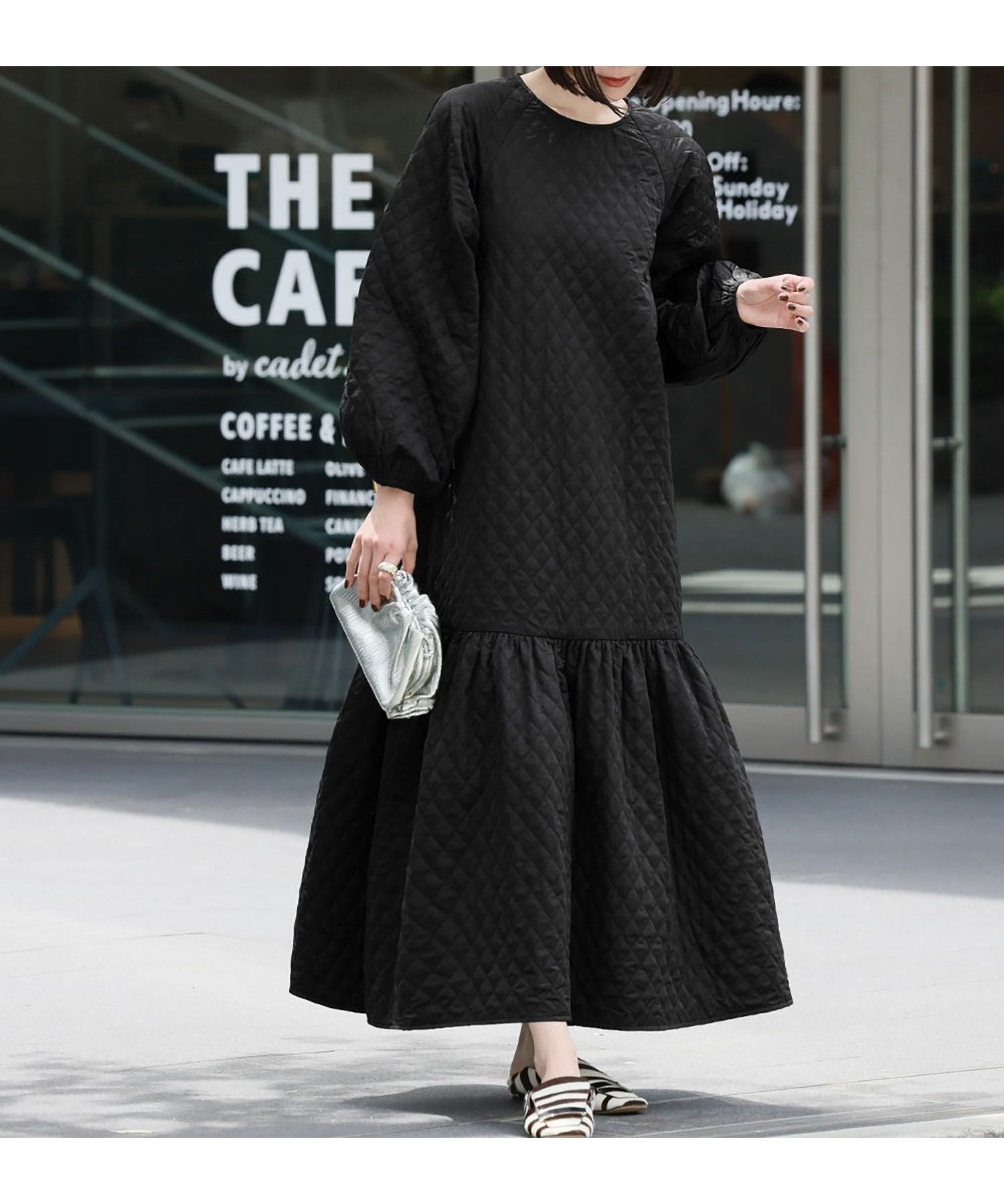 【エルフランク/ELFRANK】のキルティング裾フレアボリューム袖ロングワンピース 人気、トレンドファッション・服の通販 founy(ファニー) 　ファッション　Fashion　レディースファッション　Fashion for Women　ワンピース　Dresses　新作・新入荷　New Arrivals / New In　キルティング　Quilted, Quilting　フレア　Flare, Flared　プチプライス・低価格　Affordable / Budget Price　ロング　Long, Long-Length　 other-1|ID: prp329100004866979 ipo3291000000036253084