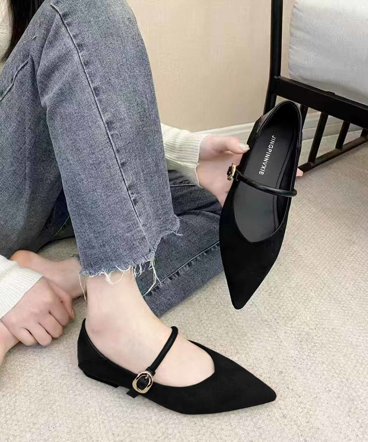 【ロワ/LOWO】のポインテッドトゥローヒールパンプス 人気、トレンドファッション・服の通販 founy(ファニー) 　ファッション　Fashion　レディースファッション　Fashion for Women　新作・新入荷　New Arrivals / New In　プチプライス・低価格　Affordable / Budget Price　 other-1|ID: prp329100004867935 ipo3291000000036267393