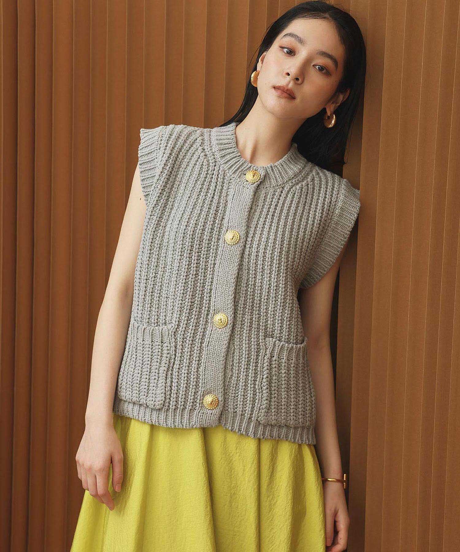 【エルフランク/ELFRANK】の【2026SS】ゴールドボタンフロントオープンニットジレ 人気、トレンドファッション・服の通販 founy(ファニー) 　ファッション　Fashion　レディースファッション　Fashion for Women　アウター　Coat / Outerwear Collection　トップス・カットソー　Cut & Sew Tops　ニット　Knit Tops & Sweaters　ベスト&ジレ / 重ね着スタイル　Vests & Gilets　新作・新入荷　New Arrivals / New In　2026年　2026　プチプライス・低価格　Affordable / Budget Price　 other-1|ID: prp329100004867943 ipo3291000000036267428