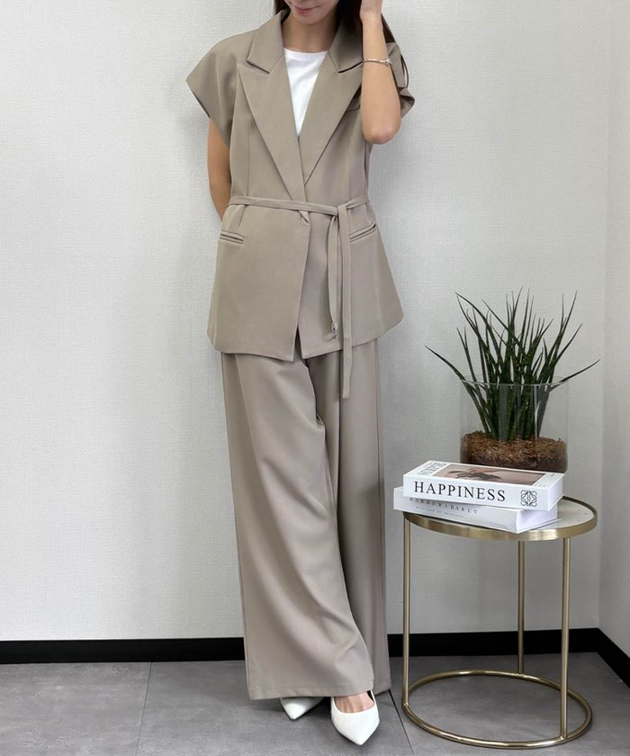 【フロリア/Flolia】のベルト付きテーラードジレワイドパンツ2点セットアップ インテリア・キッズ・メンズ・レディースファッション・服の通販 founy(ファニー) https://founy.com/ ファッション Fashion レディースファッション Fashion for Women アウター Coat / Outerwear Collection セットアップ Matching Sets レディースパンツ・ボトムス Pants & Trousers / Bottoms ベルト&ウエストマーク Belts & Waist Accessories 新作・新入荷 New Arrivals / New In セットアップ Set-Up, Coordinated Outfit プチプライス・低価格 Affordable / Budget Price |ID: prp329100004891721 ipo3291000000037094749