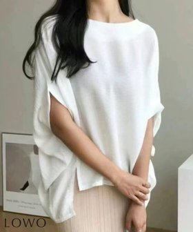 【ロワ/LOWO】のドルマンスリーブオーバーサイズカットソー 人気、トレンドファッション・服の通販 founy(ファニー) ファッション Fashion レディースファッション Fashion for Women トップス・カットソー Cut & Sew Tops カットソー・ベーシックTシャツ Cut-and-Sewn Tops / Stretch Tees & Basics 新作・新入荷 New Arrivals / New In プチプライス・低価格 Affordable / Budget Price |ID:prp329100004916872