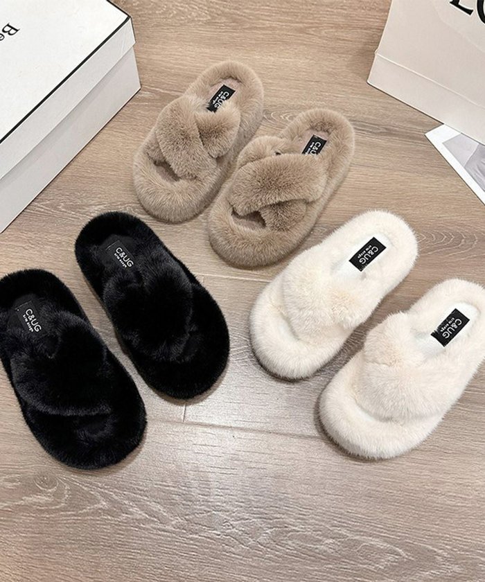 【ロワ/LOWO】のフェイクファークロスストラップサンダル インテリア・キッズ・メンズ・レディースファッション・服の通販 founy(ファウニー) https://founy.com/ ファッション Fashion レディースファッション Fashion for Women 新作・新入荷 New Arrivals / New In プチプライス・低価格 Affordable / Budget Price |ID: prp329100004965141 ipo3291000000037254103