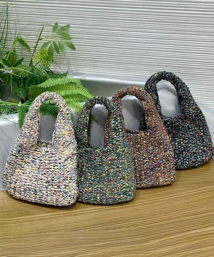 【ロワ/LOWO】のニットワンハンドルバッグ インテリア・キッズ・メンズ・レディースファッション・服の通販 founy(ファウニー) https://founy.com/ ファッション Fashion レディースファッション Fashion for Women トップス・カットソー Cut & Sew Tops ニット Knit Tops & Sweaters 新作・新入荷 New Arrivals / New In プチプライス・低価格 Affordable / Budget Price |ID: prp329100004966888 ipo3291000000037257455