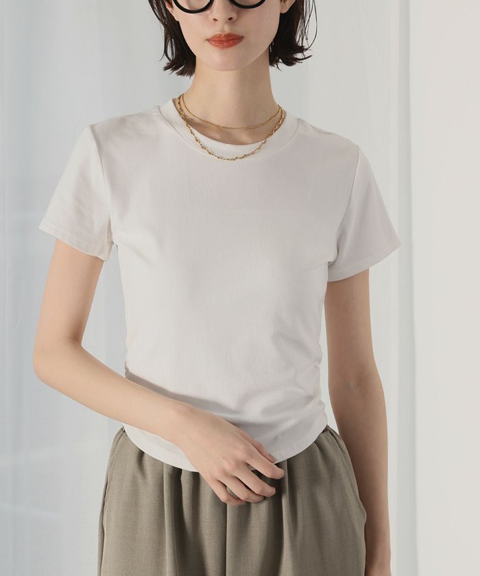 【アンピルーラ/Ampirula】の洗えるサイドギャザーTシャツ カットソー インテリア・キッズ・メンズ・レディースファッション・服の通販 founy(ファウニー) https://founy.com/ ファッション Fashion レディースファッション Fashion for Women トップス・カットソー Cut & Sew Tops シャツ・ブラウス・オフィスカジュアル Elegant Blouses & Button-Ups ロングTシャツ・Tシャツ Longline T-Shirts & Tees カットソー・ベーシックTシャツ Cut-and-Sewn Tops / Stretch Tees & Basics 新作・新入荷 New Arrivals / New In カットソー Cut and Sewn Top ギャザー Gathered, Ruffled プチプライス・低価格 Affordable / Budget Price 洗える Machine Washable |ID: prp329100004966991 ipo3291000000037257703