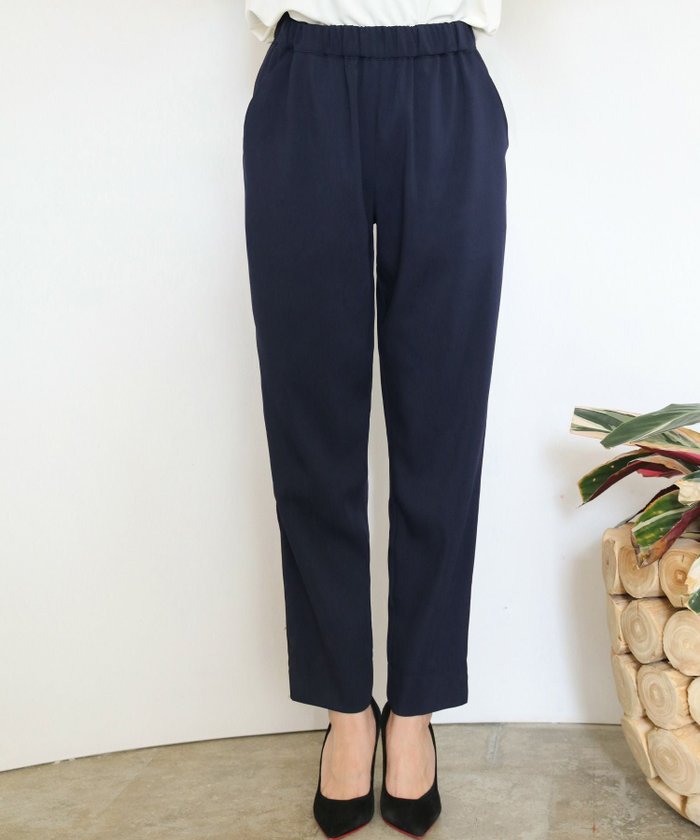 【フロリア/Flolia】のスリットシェイプテーパードパンツ インテリア・キッズ・メンズ・レディースファッション・服の通販 founy(ファウニー) https://founy.com/ ファッション Fashion レディースファッション Fashion for Women パンツ Pants & Trousers 新作・新入荷 New Arrivals / New In プチプライス・低価格 Affordable / Budget Price |ID: prp329100004968465 ipo3291000000037263197