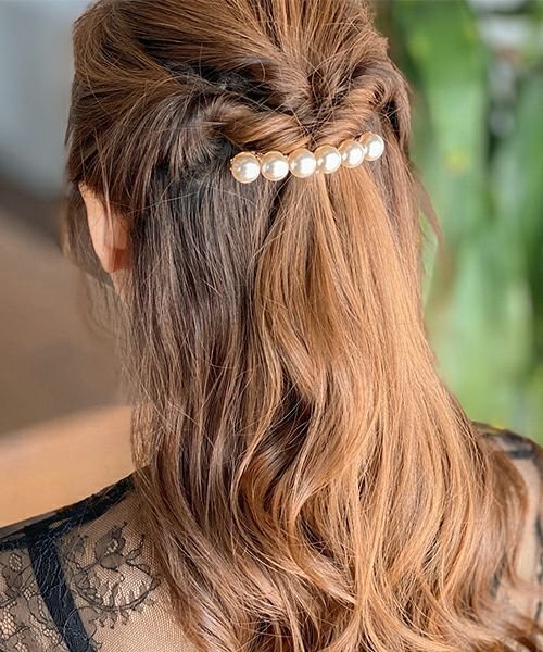 【ガール/GIRL】の大粒6連パールヘアバレッタ 大人の最旬トレンドファッション＆コーディネート founy(ファウニー) 　ファッション　Fashion　レディースファッション　Fashion for Women　新作・新入荷　New Arrivals / New In　プチプライス・低価格　Affordable / Budget Price　 other-1|ID: prp329100004968477 ipo3291000000037263236